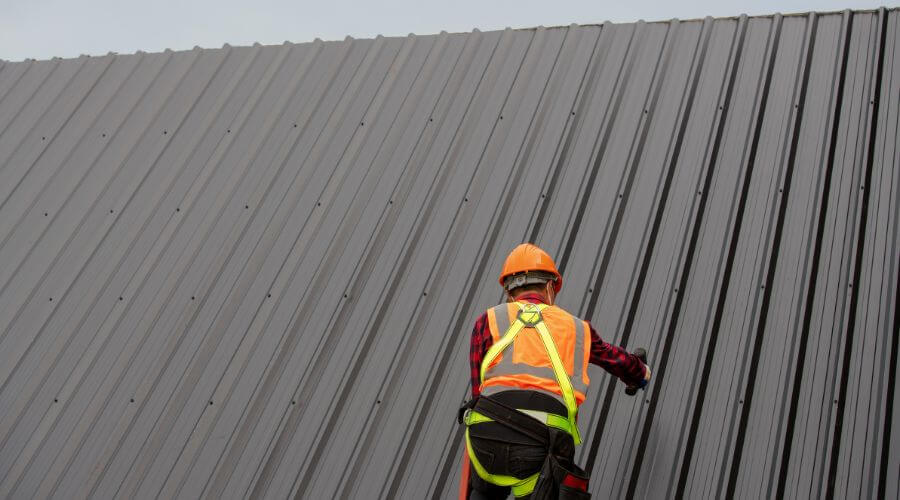 Professional residential roofers in Chattaroy, WV